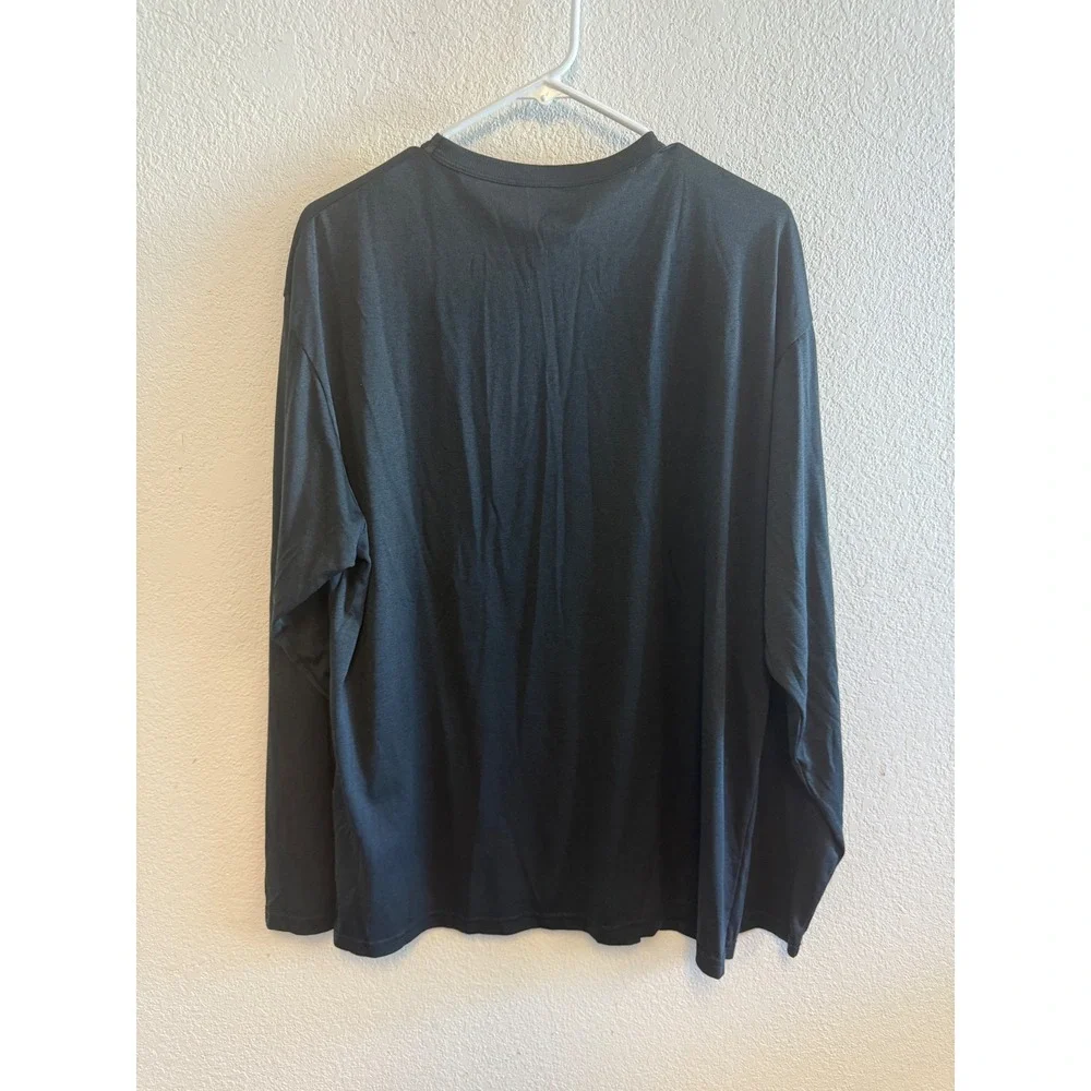 Nike Men's Large Black Long Sleeve Dri-FIT Performance Athletic Shirt